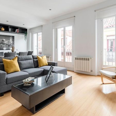 Charming Tirso De Molina III Appartement Madrid Buitenkant foto