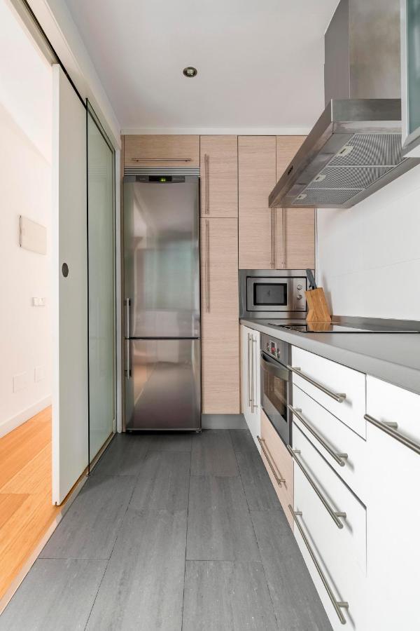 Charming Tirso De Molina III Appartement Madrid Buitenkant foto