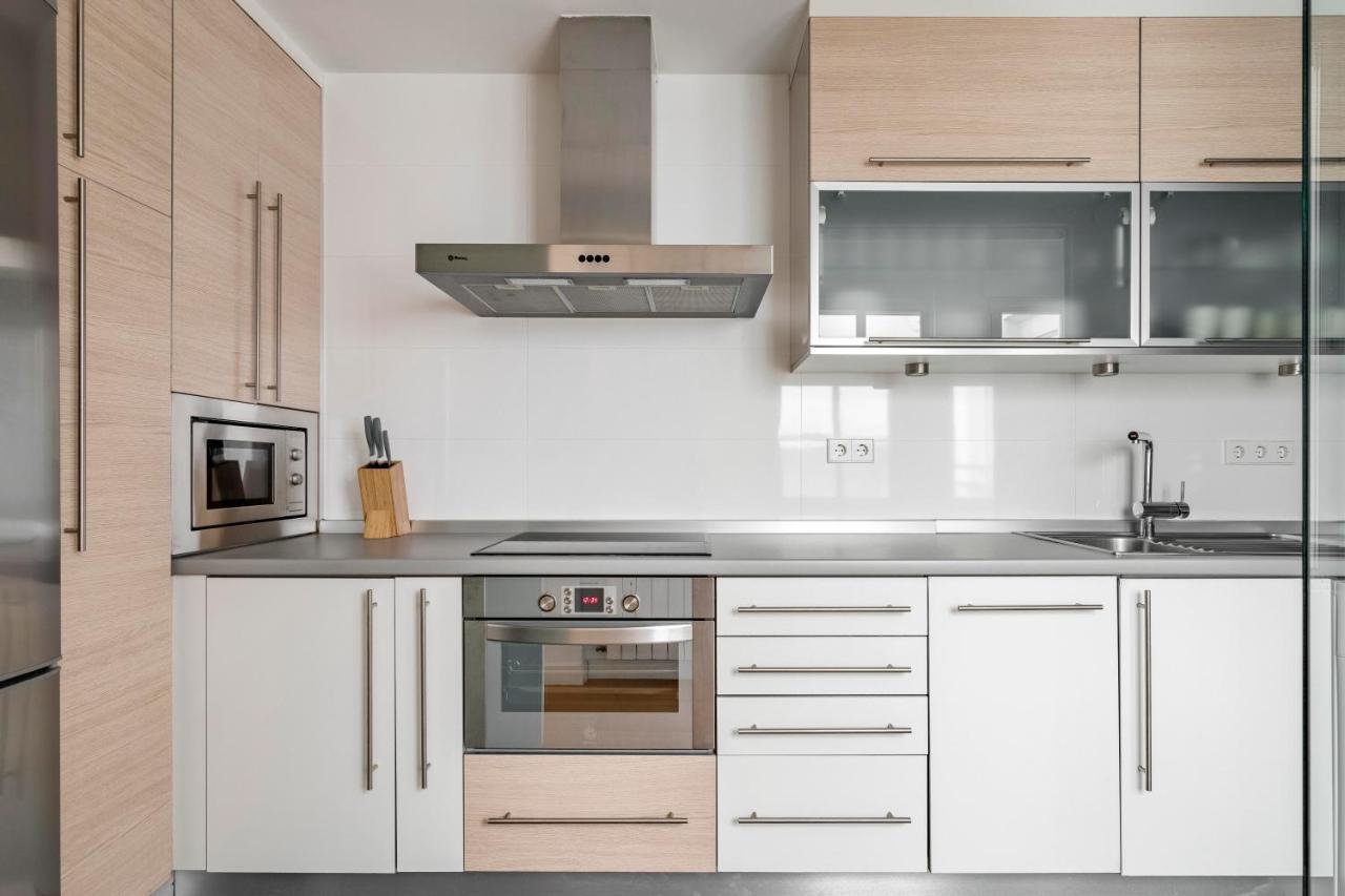 Charming Tirso De Molina III Appartement Madrid Buitenkant foto