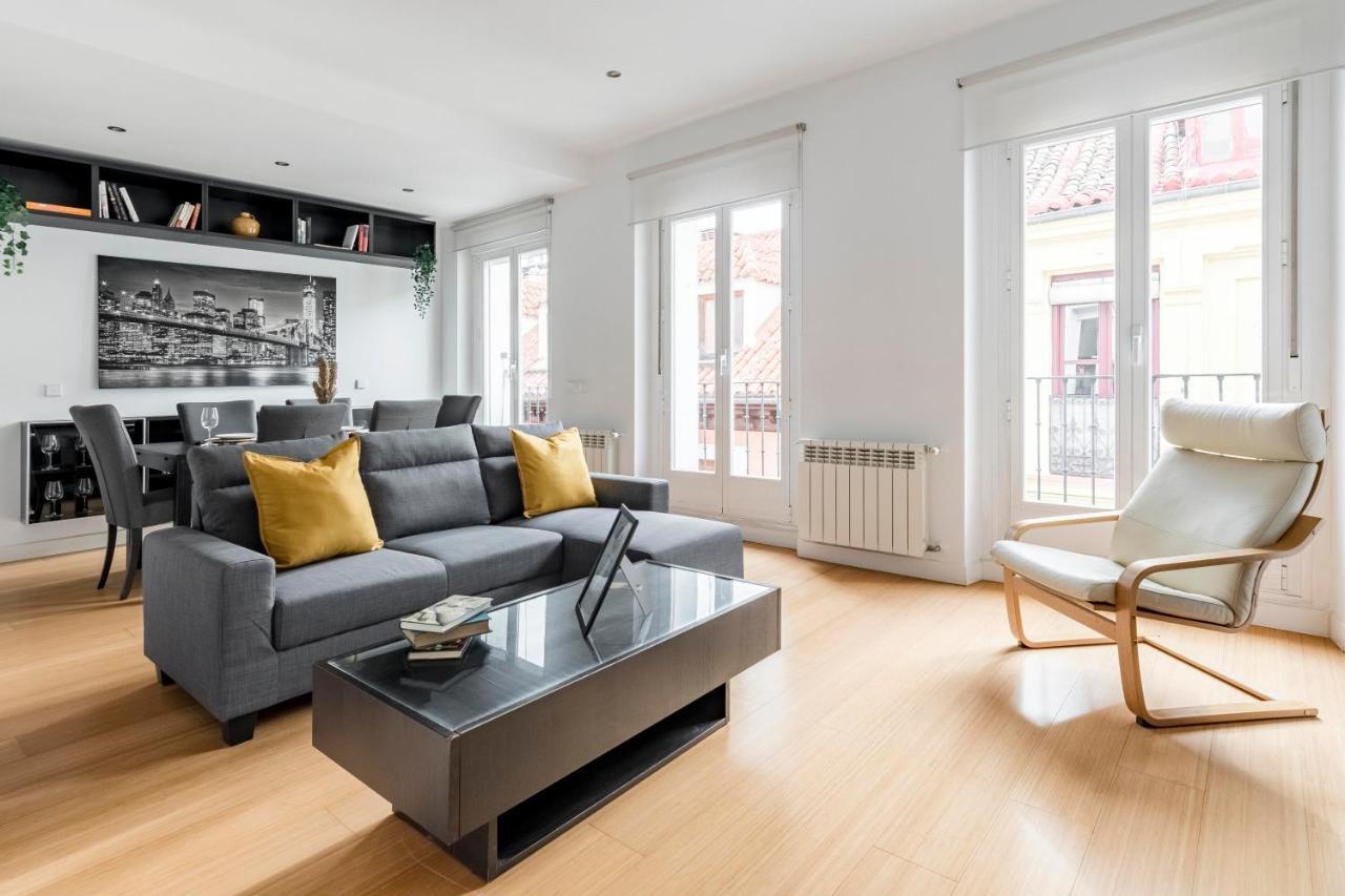 Charming Tirso De Molina III Appartement Madrid Buitenkant foto