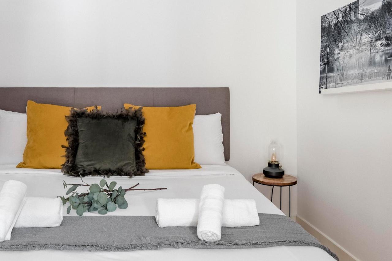 Charming Tirso De Molina III Appartement Madrid Buitenkant foto